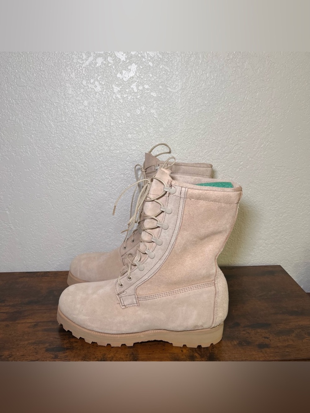 WELLCO Mens Military Combat Goretex Vibram Boots 9.5W